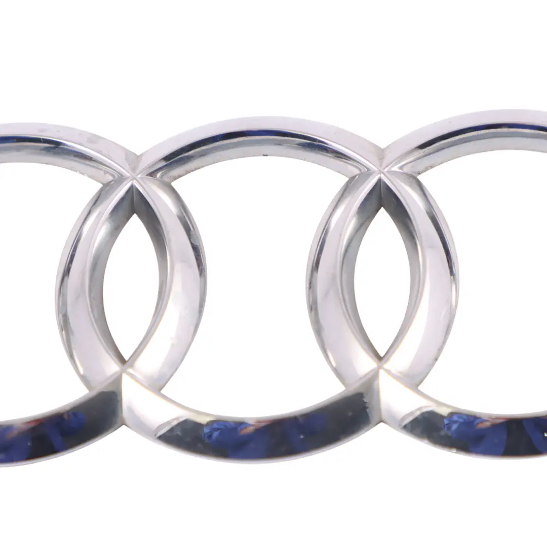 Audi A5 8T Coperchio bagagliaio posteriore Portellone Emblema Logo - SKU 8T0853742C - Numero di parte 8T0853742C