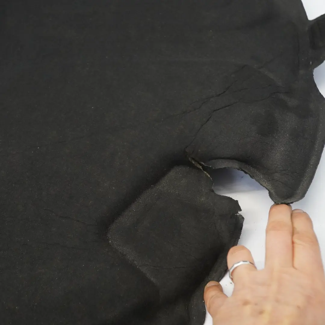 Cofano Bonnet Pannello di isolamento acustico Rivestimento per Audi A5 8T con numero di parte 8T0863825H Audi A5 8T Cofano Bonnet Pannello di isolamento acustico Rivestimento - SKU 8T0863825H - Numero di parte 8T0863825H