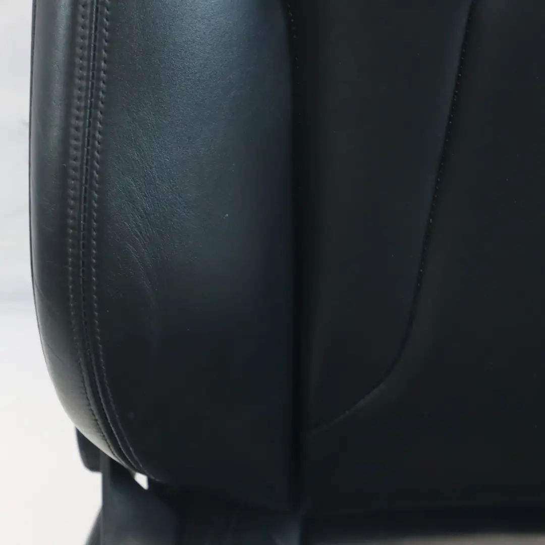 Coupé Siège Avant Droit Sport Chauffant Cuir Soul Black pour Audi A5 8T à propos du numéro de pièce 8T0881806BJ Audi A5 8T Coupé Siège Avant Droit Sport Chauffant Cuir Soul Black - SKU 8T0881806BJ - Numéro de pièce 8T0881806BJ