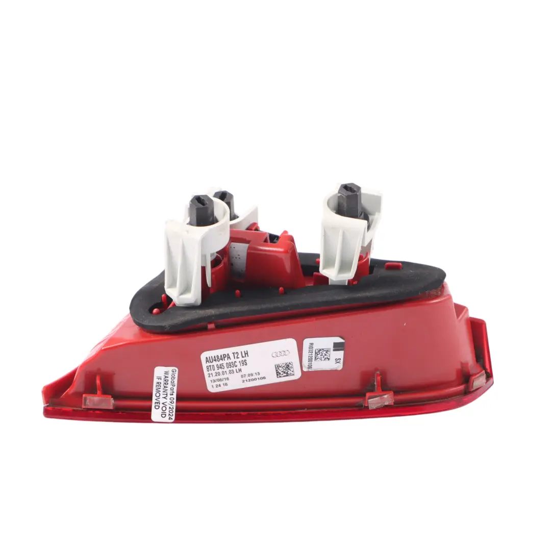 Audi A5 8T Lampe arrière Feu intérieur coffre hayon Gauche - SKU 8T0945093C - Numéro de pièce 8T0945093C