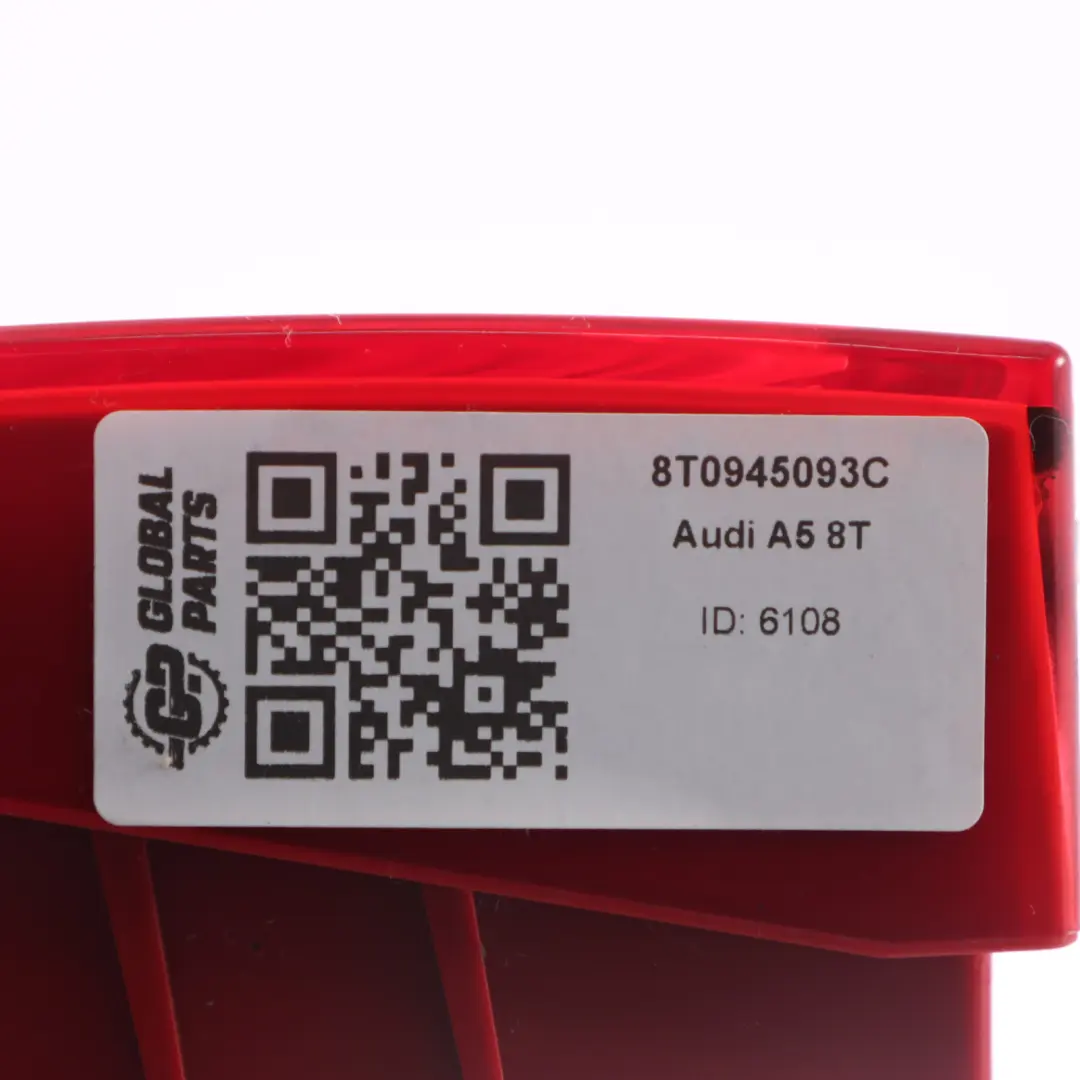 Audi A5 8T Lampe arrière Feu intérieur coffre hayon Gauche - SKU 8T0945093C - Numéro de pièce 8T0945093C