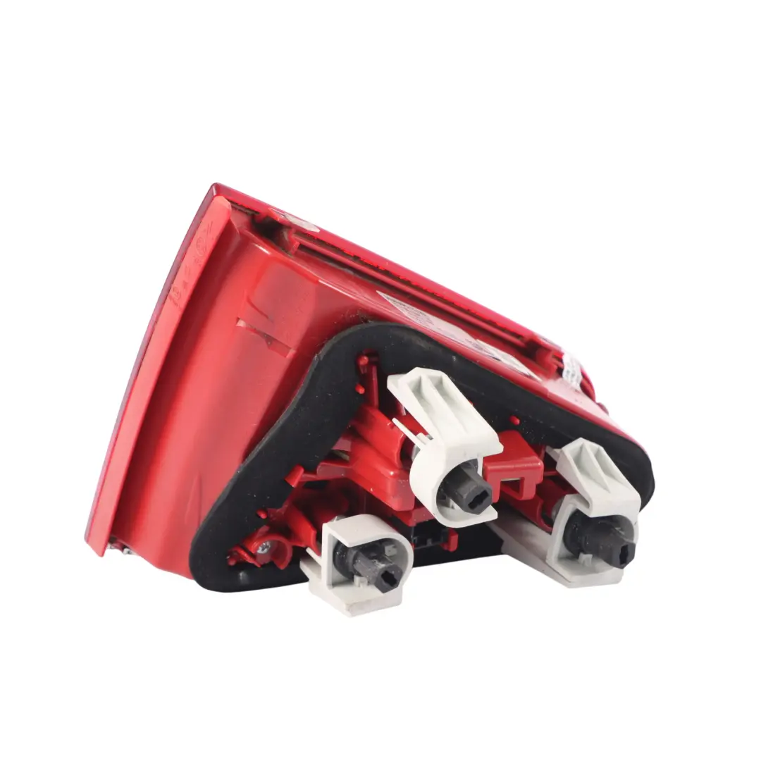 Lamp Trunk Boot Tailgate Inner Light Right O/S to Audi A5 8T Rear with Part number 8T0945094C Audi A5 8T Rear Lamp Trunk Boot Tailgate Inner Light Right O/S - SKU 8T0945094C - Part number 8T0945094C