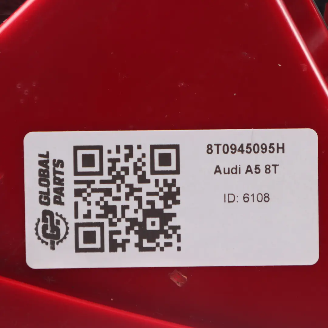 Audi A5 8T Lampa Klapy Bagażnika Lewa - SKU 8T0945095H - Numer Części 8T0945095H