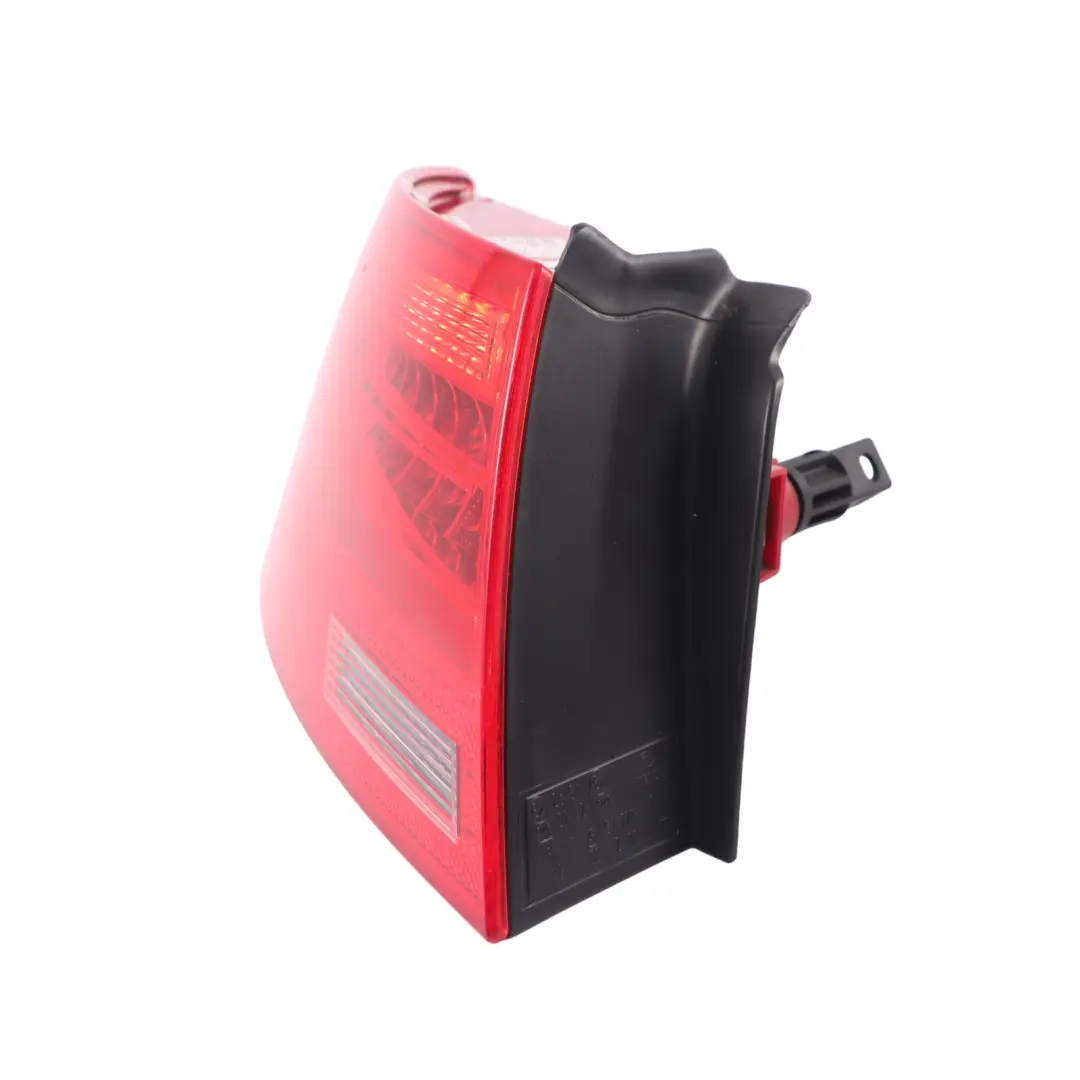 Portabagagli Posterior Sinistro Luce Portellone Posteriore per Audi A5 8T con numero di parte 8T0945095H Audi A5 8T Portabagagli Posterior Sinistro Luce Portellone Posteriore - SKU 8T0945095H - Numero di parte 8T0945095H