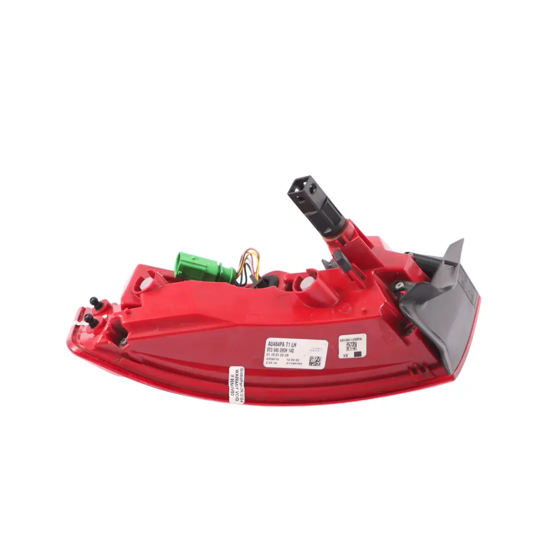 Koffer Raum Hinten Links Heck Klappen Leuchte für Audi A5 8T mit Teilenummer 8T0945095H Audi A5 8T Koffer Raum Hinten Links Heck Klappen Leuchte - SKU 8T0945095H - Teilenummer 8T0945095H