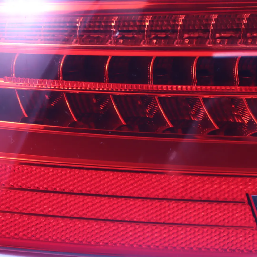 Audi A5 8T Maletero Trasero Izquierdo Luz De Portón Trasero - SKU 8T0945095H - Número de pieza 8T0945095H