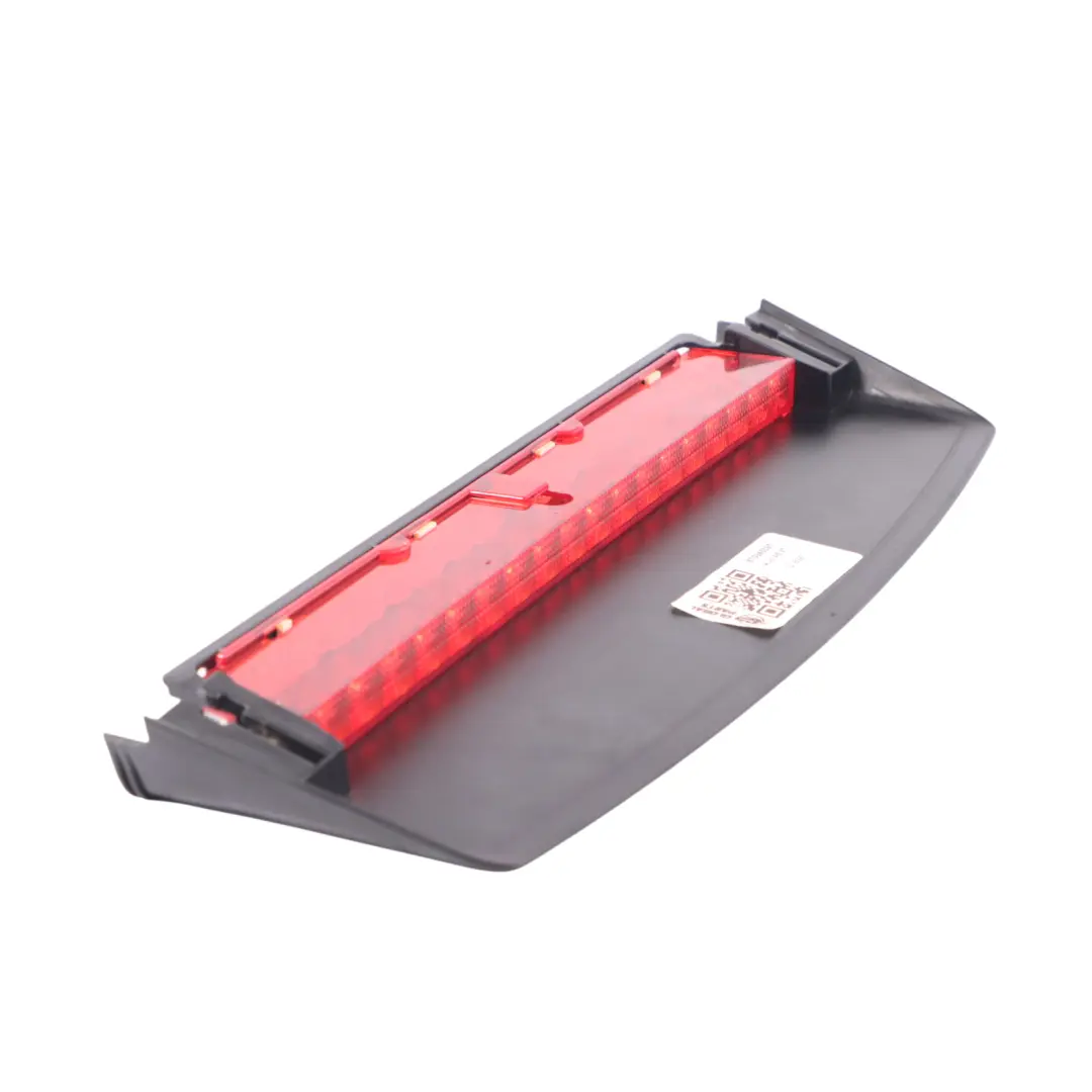 Trzecie Lampa Światło Stop Stopu A do Audi S5 8T o numerze 8T0945097 Audi S5 8T Trzecie Lampa Światło Stop Stopu A - SKU 8T0945097 - Numer Części 8T0945097