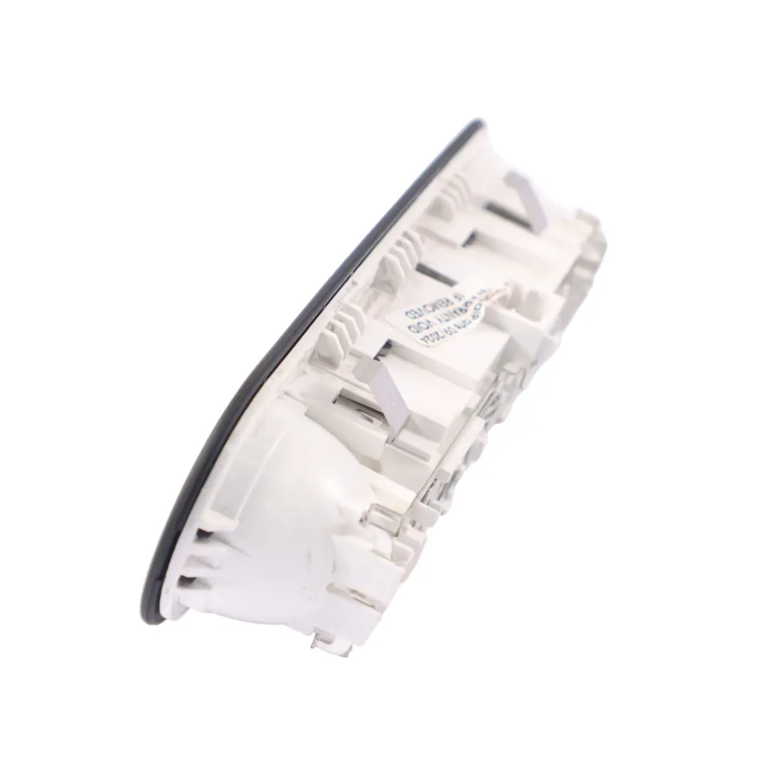 Audi A5 8T Plafond arrière Liseuse Confort Lumière courtoisie Lampe 8T0947111A - SKU 8T0947111B - Numéro de pièce 8T0947111B