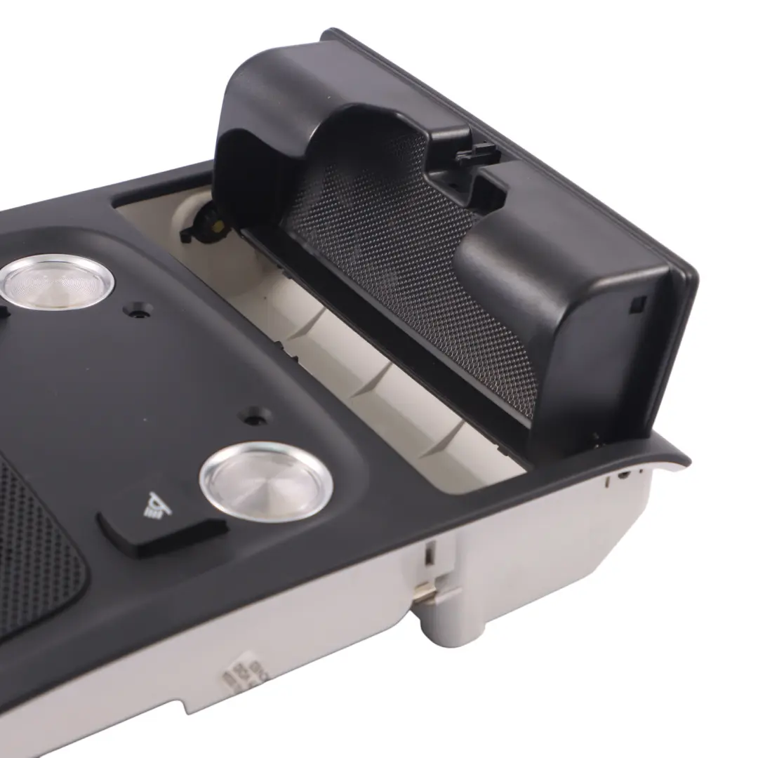 Audi A5 8T Techo Delantero Interior Luz de Lectura de Cortesía - SKU 8T0947135BF - Número de pieza 8T0947135BF