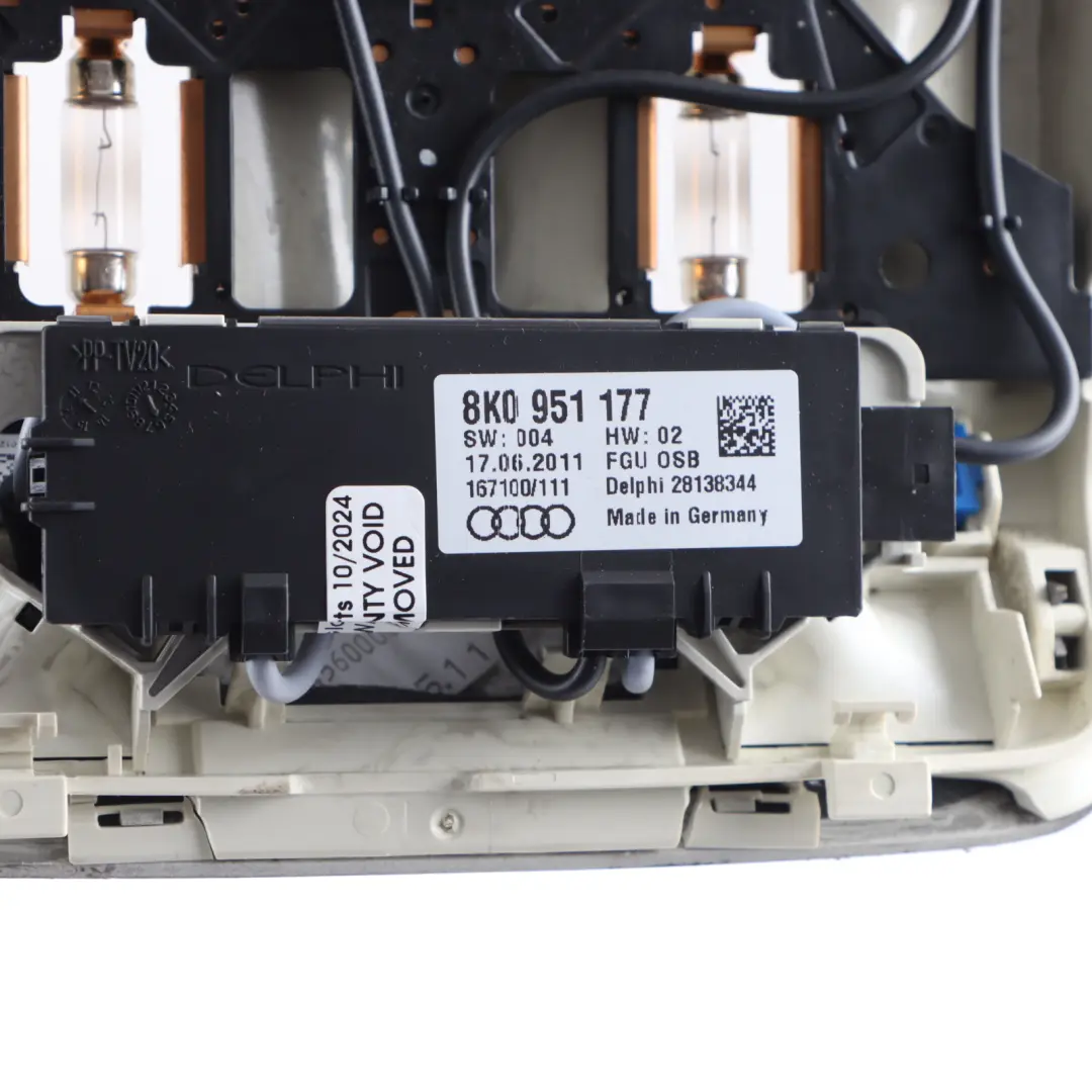 Panneau d'interrupteur de la lampe l'éclairage toit avant Audi A4 B8 - SKU 8T0947140-1 - Numéro de pièce 8T0947140