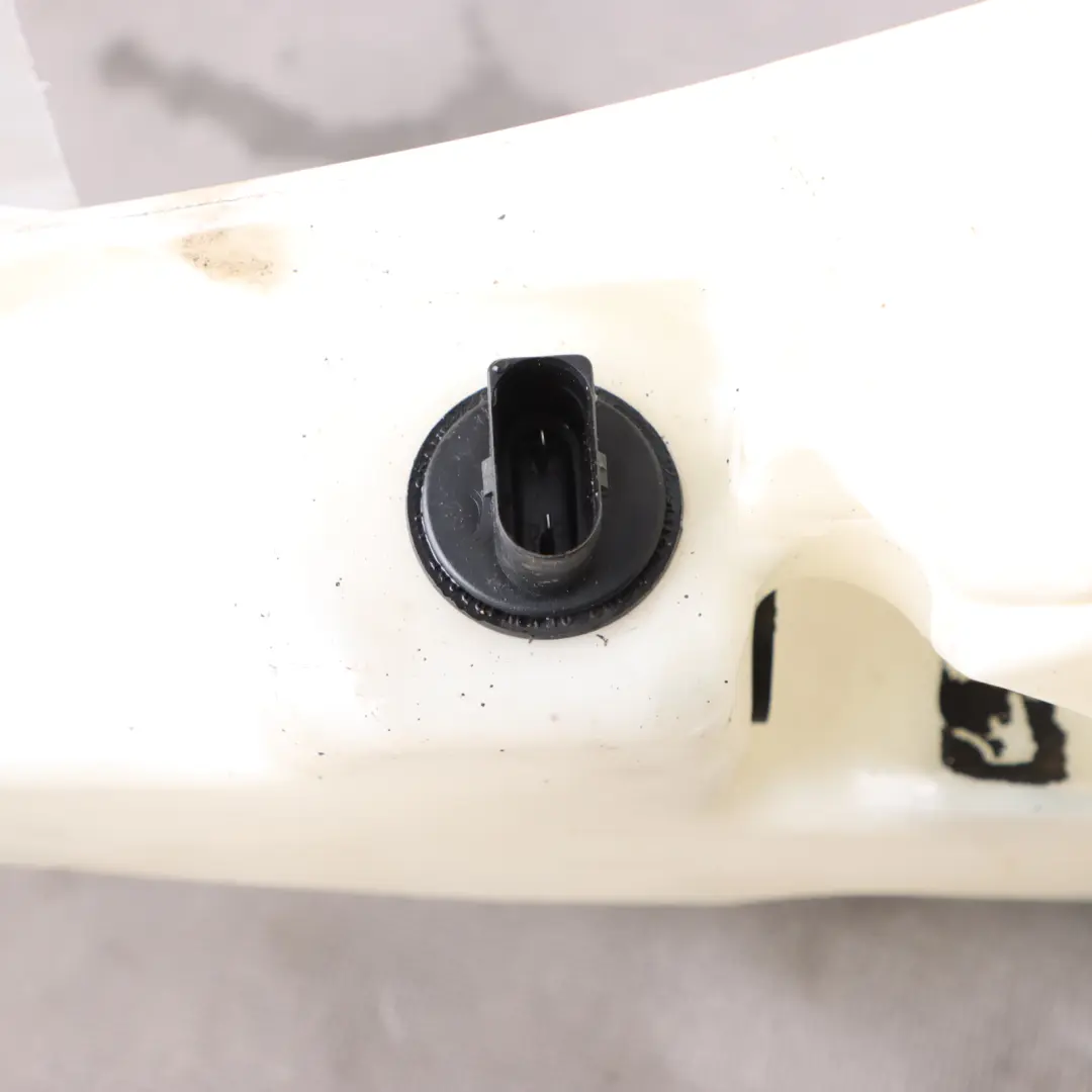 Audi A5 8T Scheibenwasch Behälter Behälter Wisch Wasserbehälter - SKU 8T0955453C - Teilenummer 8T0955453T