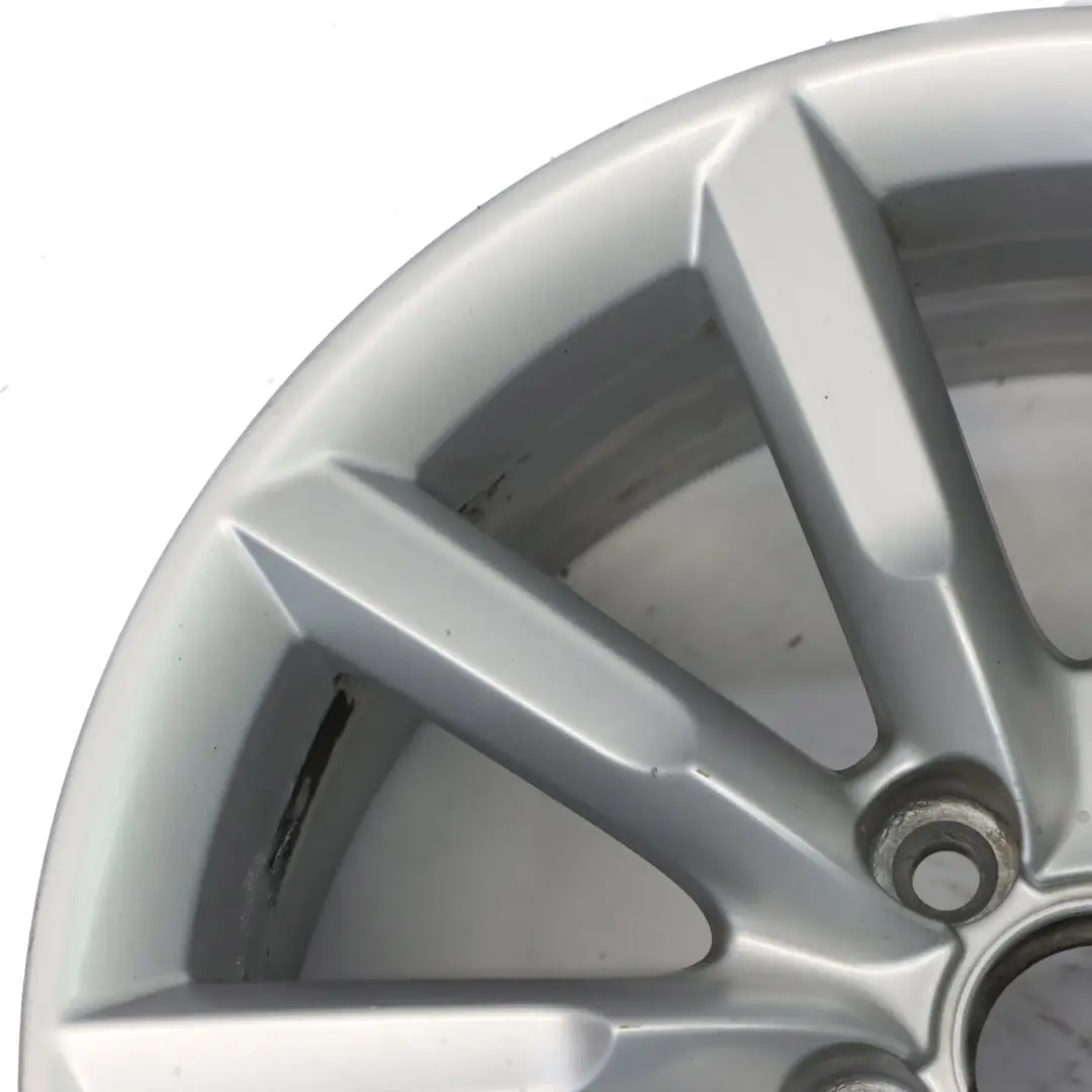 Audi Q3 8U Jante argentée en alliage 17" 7J ET:43 - SKU 8U0601025S-2 - Numéro de pièce 8U0601025S