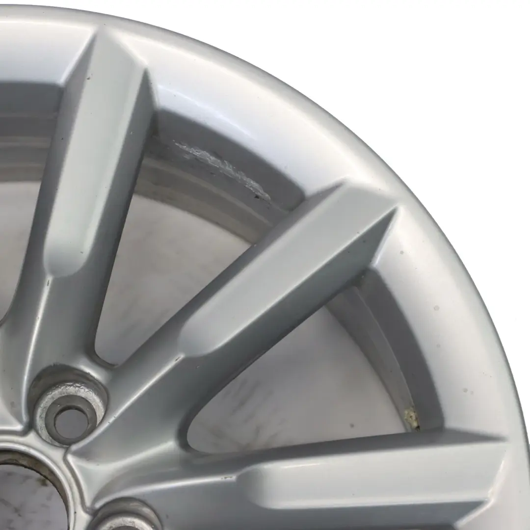 Audi Q3 8U Jante argentée en alliage 17" 7J ET:43 - SKU 8U0601025S-2 - Numéro de pièce 8U0601025S