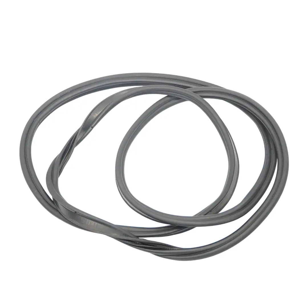 Portellone posteriore Tronco Boot Sigillatura in gomma per Audi Q3 8U con numero di parte 8U0827705 Audi Q3 8U Portellone posteriore Tronco Boot Sigillatura in gomma - SKU 8U0827705 - Numero di parte 8U0827705