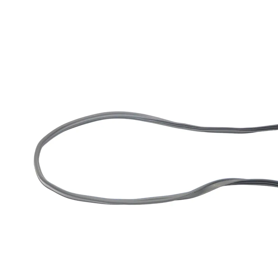 Portellone posteriore Tronco Boot Sigillatura in gomma per Audi Q3 8U con numero di parte 8U0827705 Audi Q3 8U Portellone posteriore Tronco Boot Sigillatura in gomma - SKU 8U0827705 - Numero di parte 8U0827705