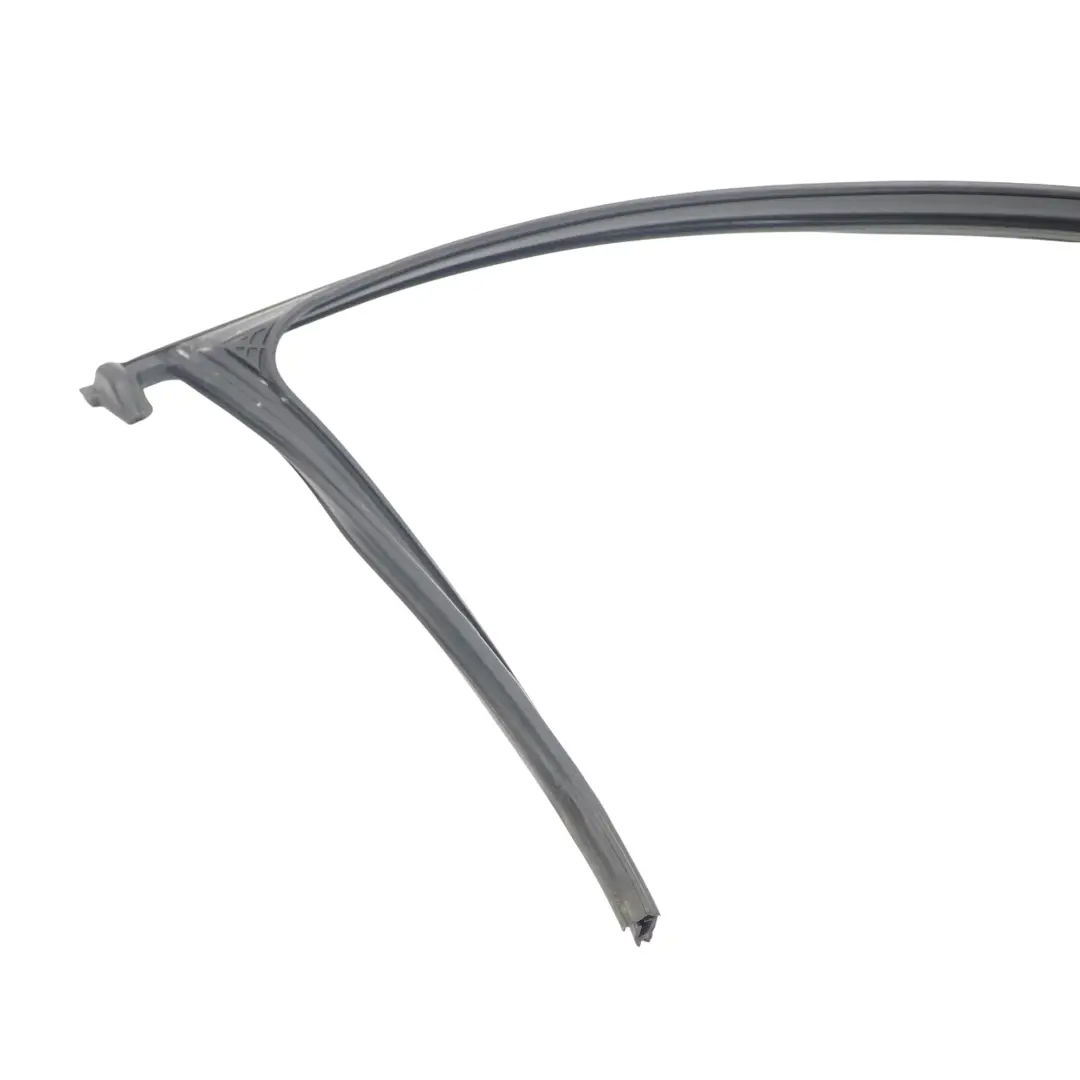 Audi Q3 8U Puerta Marco Ventana Sello Guía Goma Delantero Izquierdo - SKU 8U0837439A - Número de pieza 8U0837439A