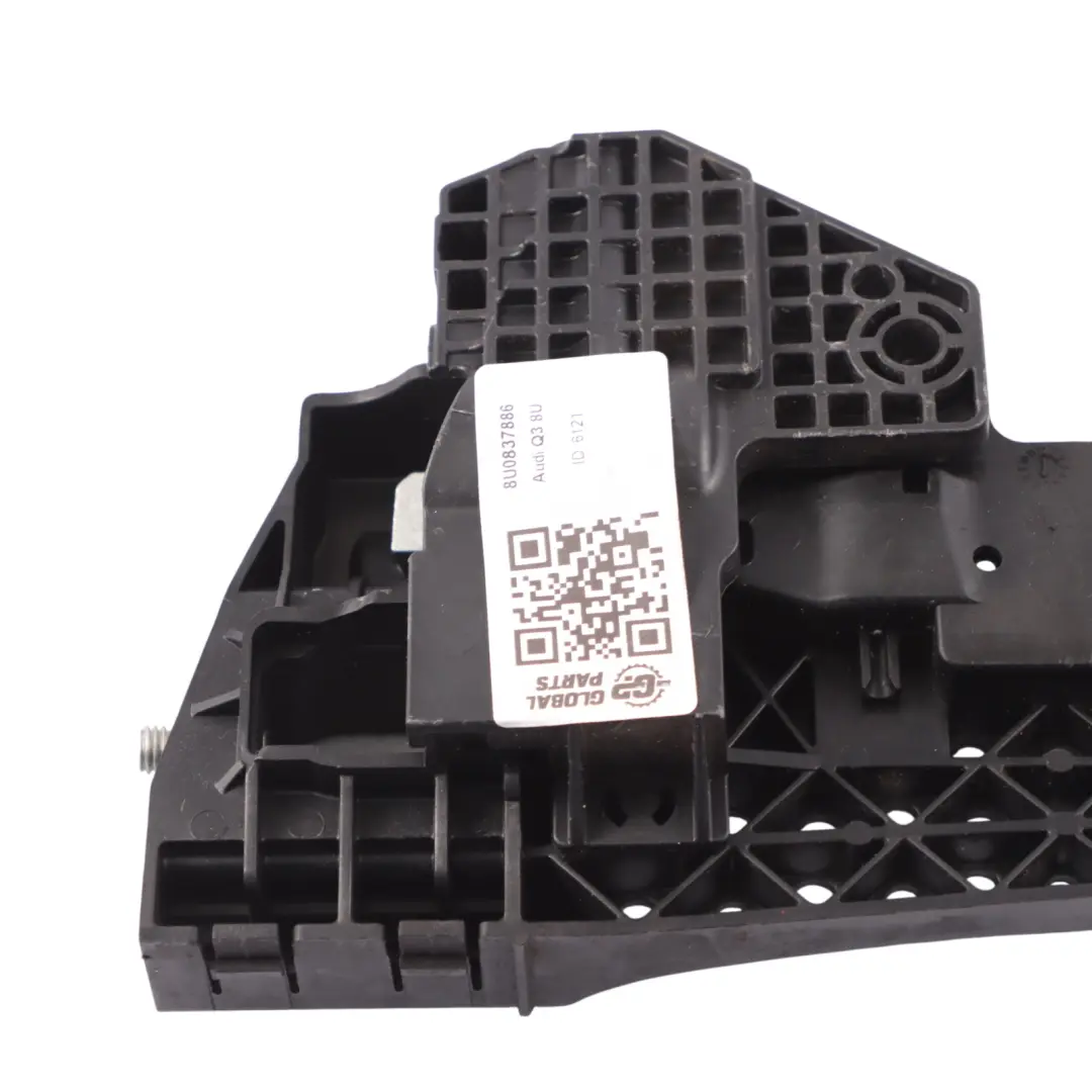 Exterior Trasero Derecho Puerta Manija Soporte para Audi Q3 8U con número de pieza 8U0837886 Audi Q3 8U Exterior Trasero Derecho Puerta Manija Soporte - SKU 8U0837886 - Número de pieza 8U0837886