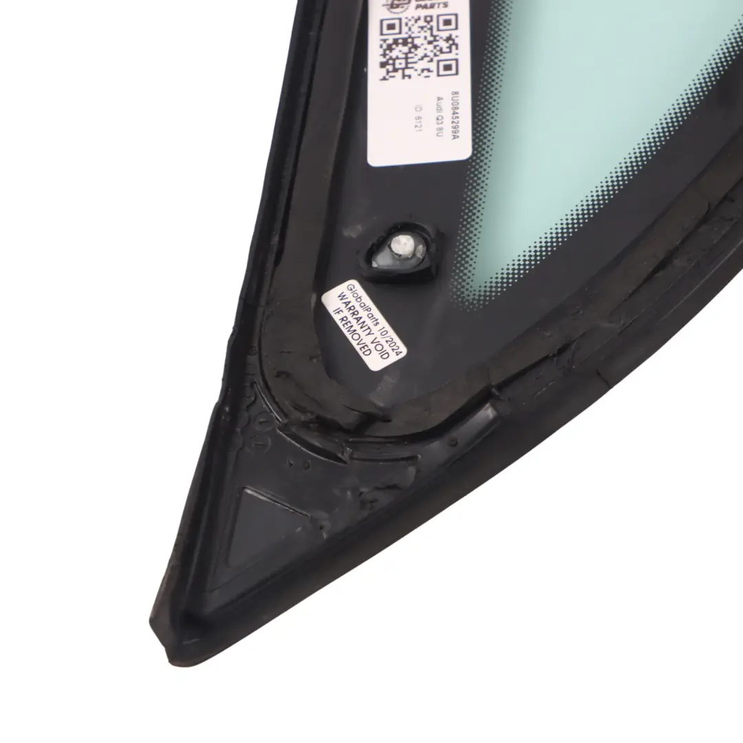 Vetro finestrino triangolo quarto posteriore sinistro AS2 per Audi Q3 8U con numero di parte 8U0845299A Audi Q3 8U Vetro finestrino triangolo quarto posteriore sinistro AS2 - SKU 8U0845299A - Numero di parte 8U0845299A