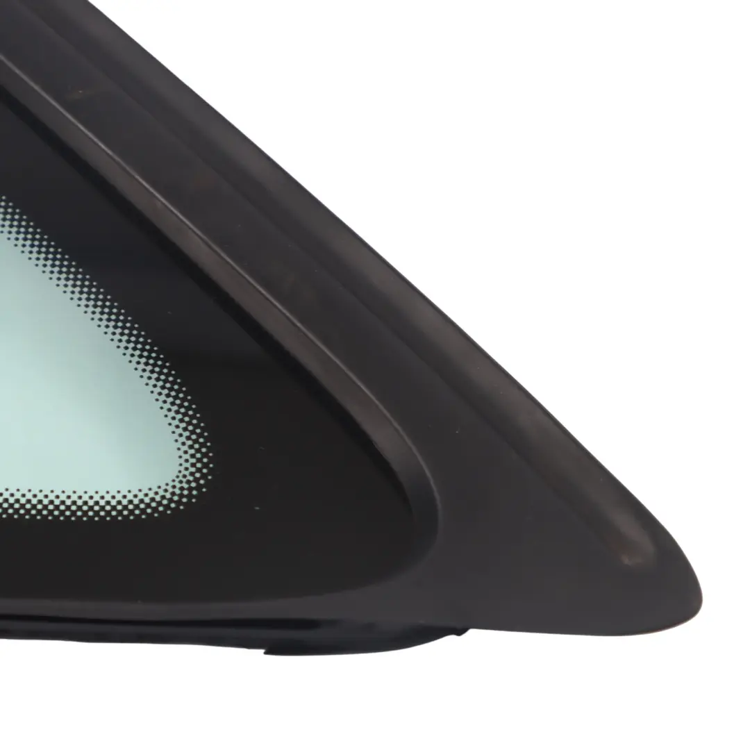 Vidrio de ventana triangular cuarto trasero izquierdo AS2 para Audi Q3 8U con número de pieza 8U0845299A Audi Q3 8U Vidrio de ventana triangular cuarto trasero izquierdo AS2 - SKU 8U0845299A - Número de pieza 8U0845299A