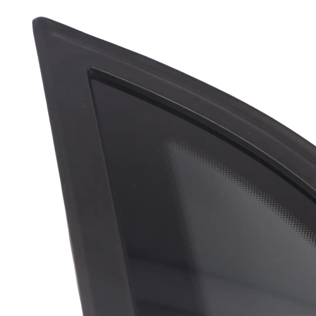 Vitre de Quartier Fixe Arrière Gauche Teinté AS3 pour Audi Q3 8U à propos du numéro de pièce 8U0845299C Audi Q3 8U Vitre de Quartier Fixe Arrière Gauche Teinté AS3 - SKU 8U0845299C - Numéro de pièce 8U0845299C