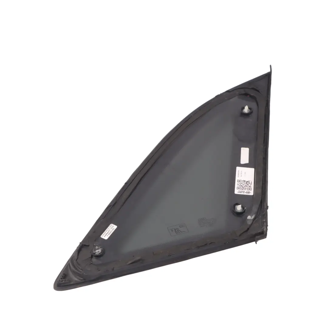 Vetro Quartiere fisso posteriore sinistro colorato AS3 per Audi Q3 8U con numero di parte 8U0845299C Audi Q3 8U Vetro Quartiere fisso posteriore sinistro colorato AS3 - SKU 8U0845299C - Numero di parte 8U0845299C