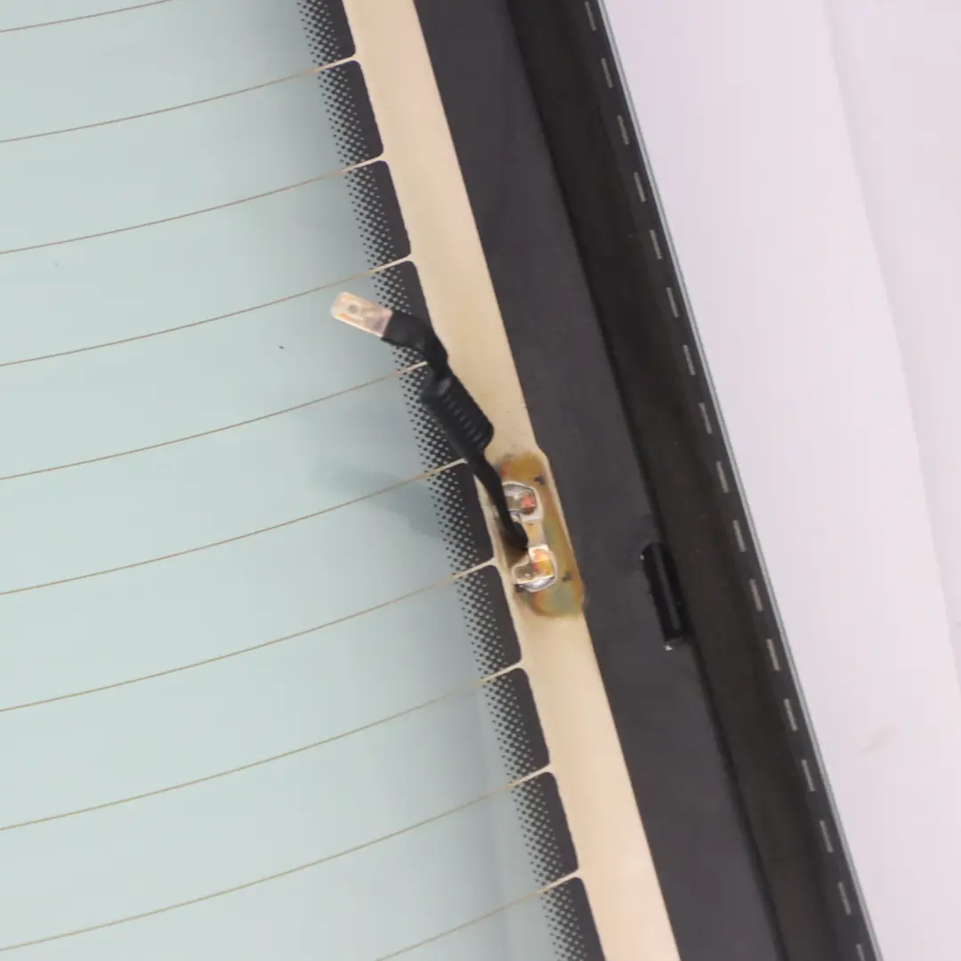 Luneta Trasera Maletero Tapa Puerta Trasera Cristal AS2 para Audi Q3 8U con número de pieza 8U0845501E Audi Q3 8U Luneta Trasera Maletero Tapa Puerta Trasera Cristal AS2 - SKU 8U0845501E - Número de pieza 8U0845501E