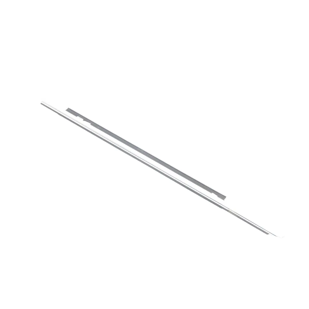 Moldura de burlete de puerta delantera Audi Q3 8U Cromada Izquierda para con número de pieza 8U0853283 Moldura de burlete de puerta delantera Audi Q3 8U Cromada Izquierda - SKU 8U0853283 - Número de pieza 8U0853283