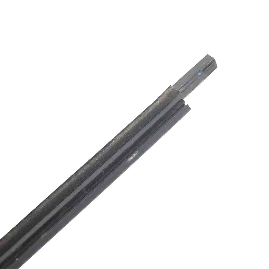 Audi Q3 8U Vordere Tür Dichtungs Leiste Chrom Rechts - SKU 8U0853284 - Teilenummer 8U0853284