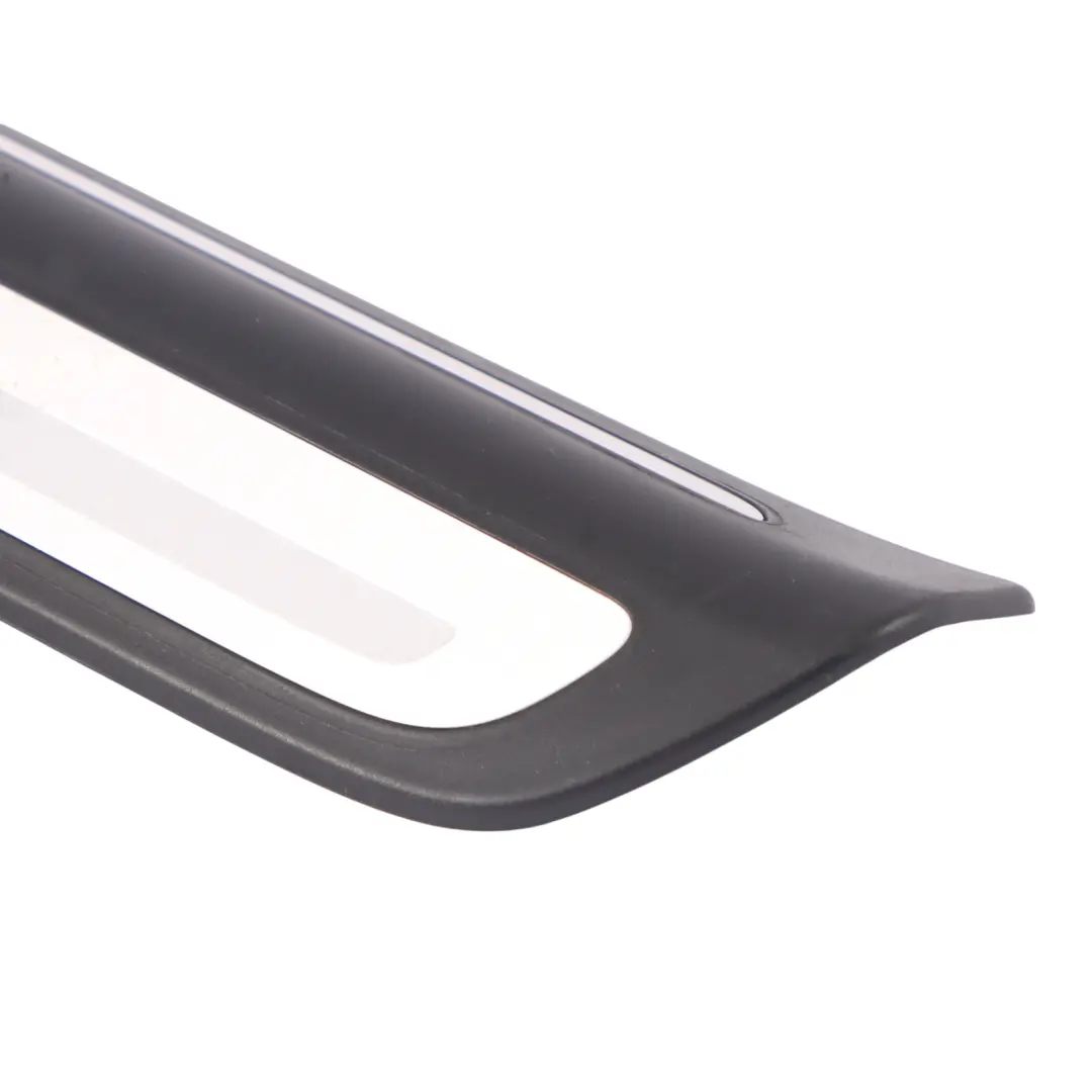 Audi Q3 8U Garniture de seuil d'entrée arrière droite - SKU 8U0853376A - Numéro de pièce 8U0853376A