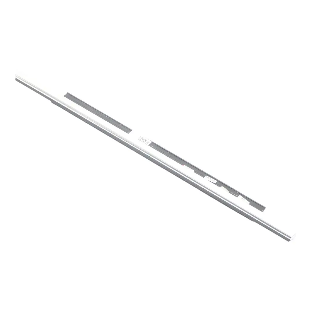 Audi Q3 8U Joint d'étanchéité porte arrière chromé gauche - SKU 8U0853763 - Numéro de pièce 8U0853763