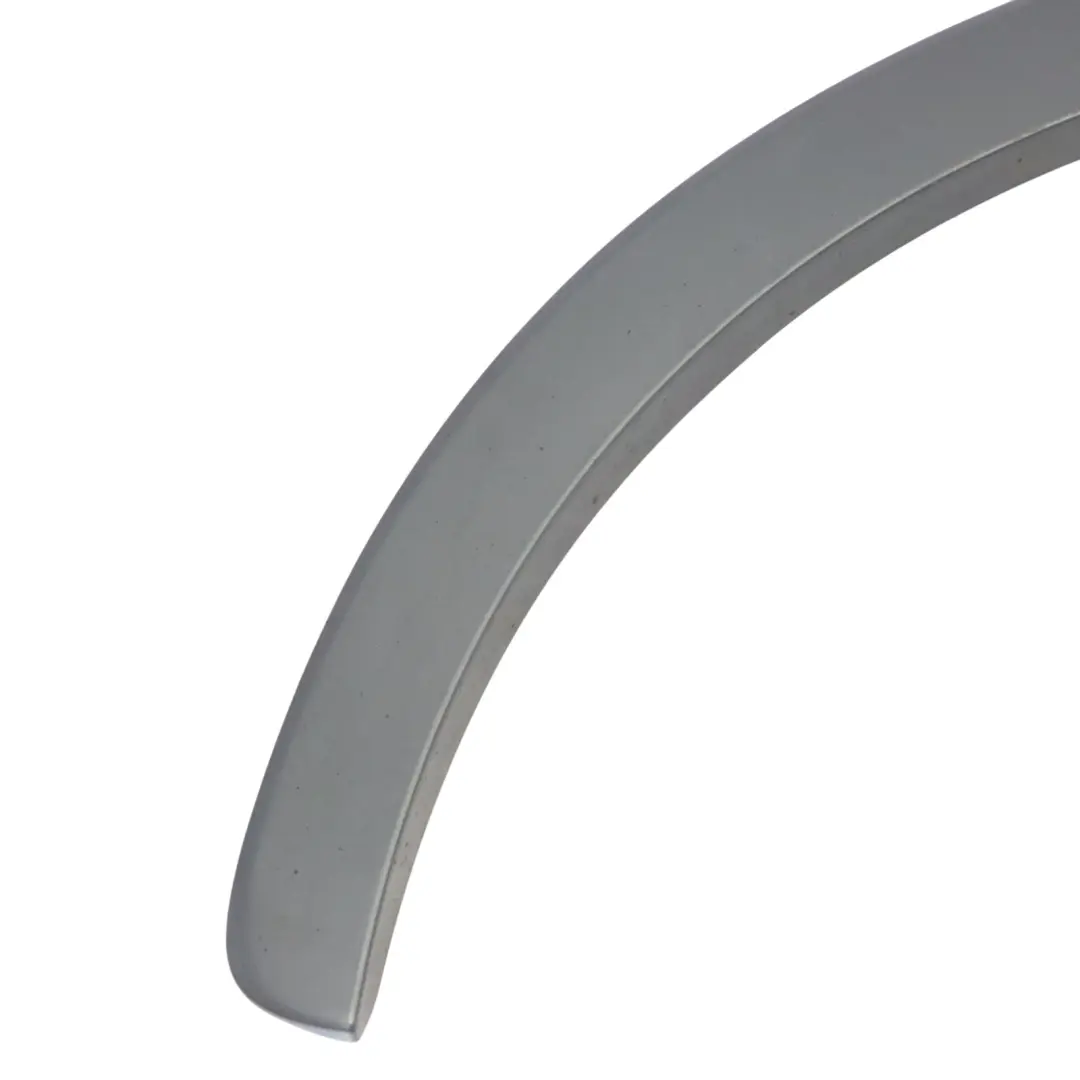 Arch Fender Trim Strip Moulding Right O/S to Audi Q3 8U Rear Wheel with Part number 8U0853818A Audi Q3 8U Rear Wheel Arch Fender Trim Strip Moulding Right O/S - SKU 8U0853818A - Part number 8U0853818A