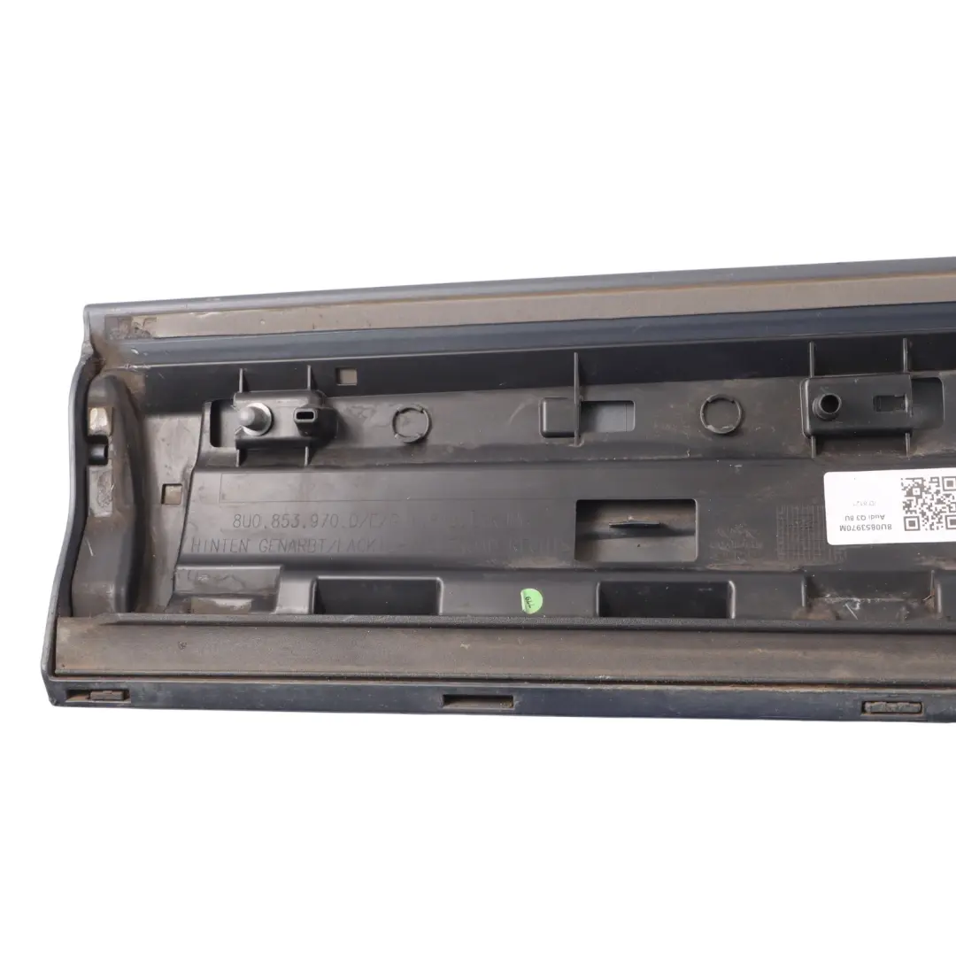 Hintere rechte Türverkleidung Zierleiste für Audi Q3 8U mit Teilenummer 8U0853970M Audi Q3 8U Hintere rechte Türverkleidung Zierleiste - SKU 8U0853970M - Teilenummer 8U0853970M