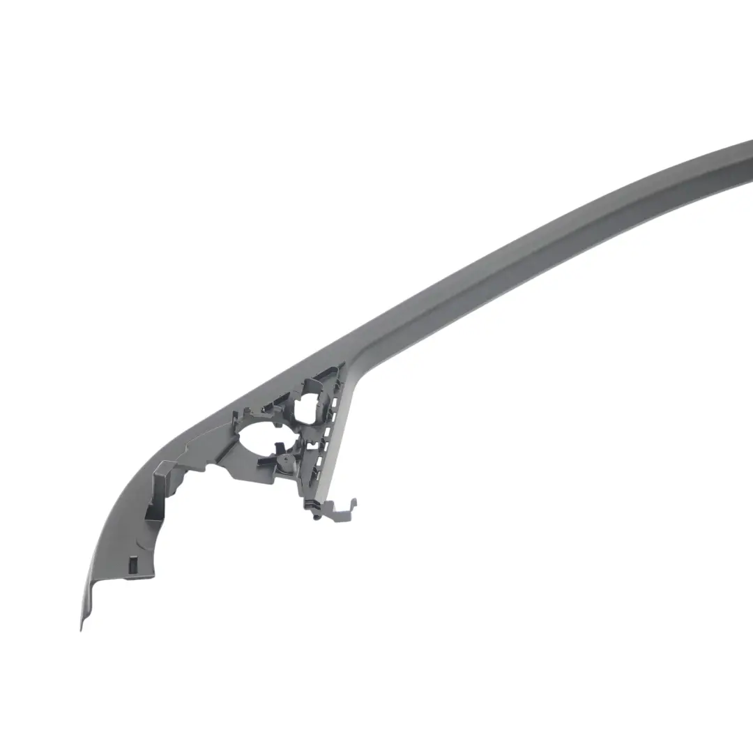 Baguette d'encadrement de vitre avant droite pour Audi Q3 8U à propos du numéro de pièce 8U0867610 Audi Q3 8U Baguette d'encadrement de vitre avant droite - SKU 8U0867610 - Numéro de pièce 8U0867610