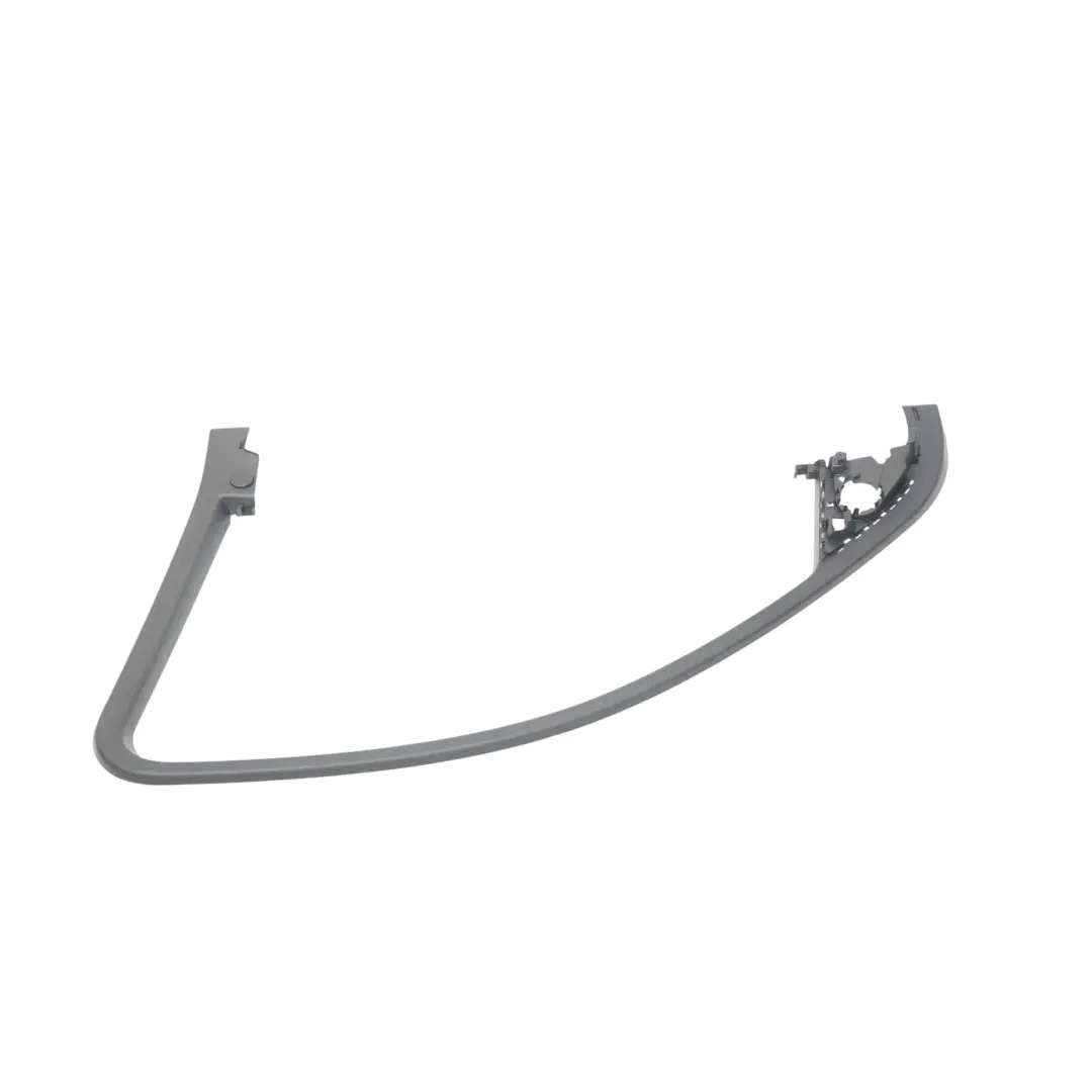 Audi Q3 8U Baguette d'encadrement de vitre avant droite - SKU 8U0867610 - Numéro de pièce 8U0867610