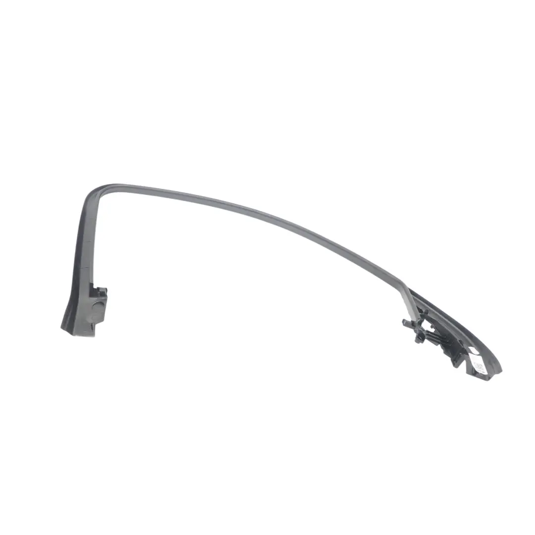 Audi Q3 8U Baguette d'encadrement de vitre avant droite - SKU 8U0867610 - Numéro de pièce 8U0867610