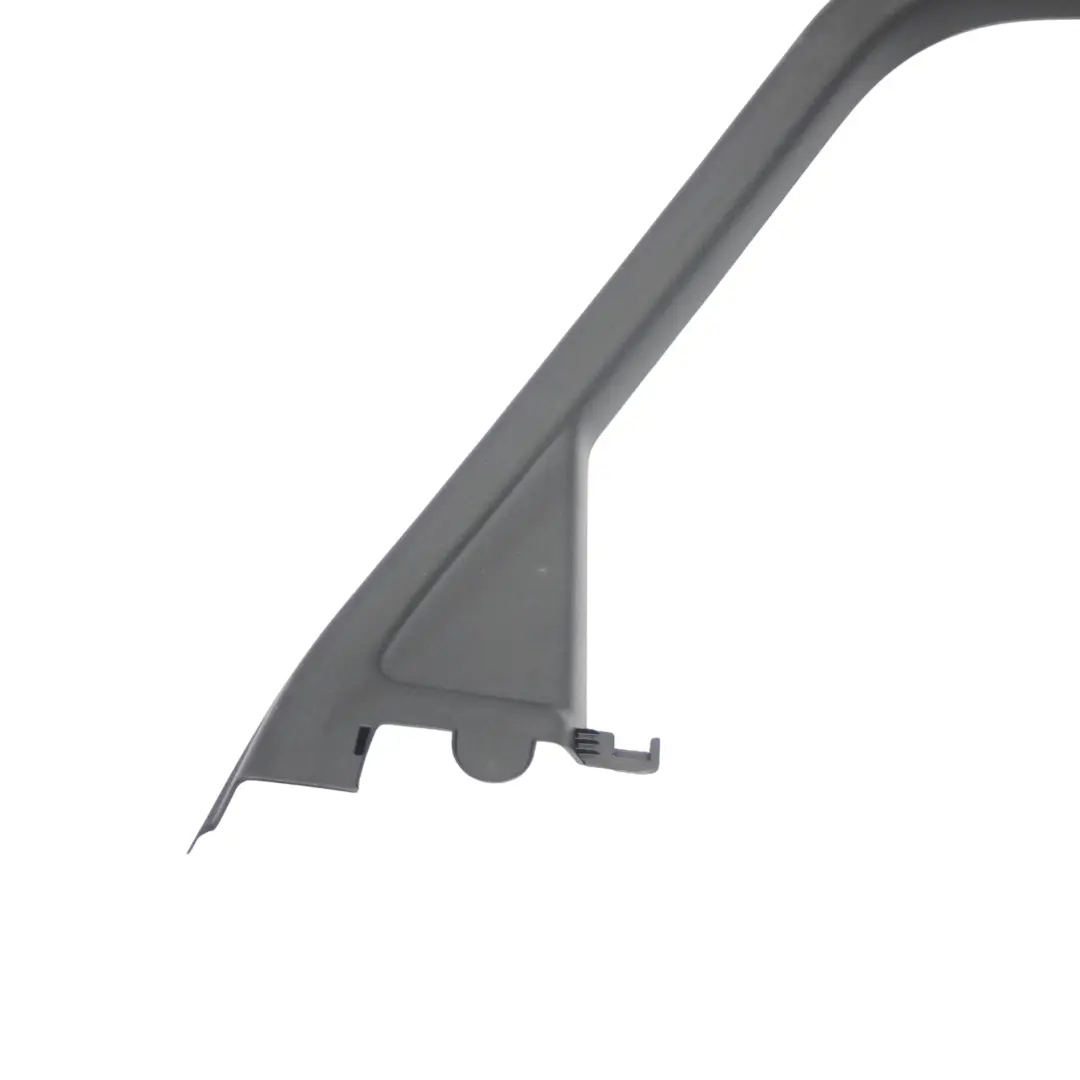 Audi Q3 8U Baguette d'encadrement de vitre arrière gauche - SKU 8U0867671 - Numéro de pièce 8U0867671