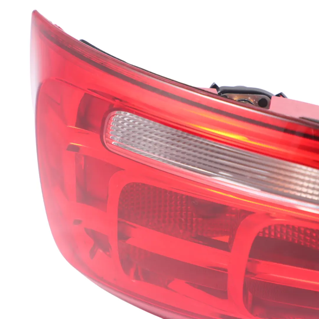 Audi Q3 8U Feu de coffre arrière Feu de hayon droit hayon LED - SKU 8U0945094 - Numéro de pièce 8U0945094