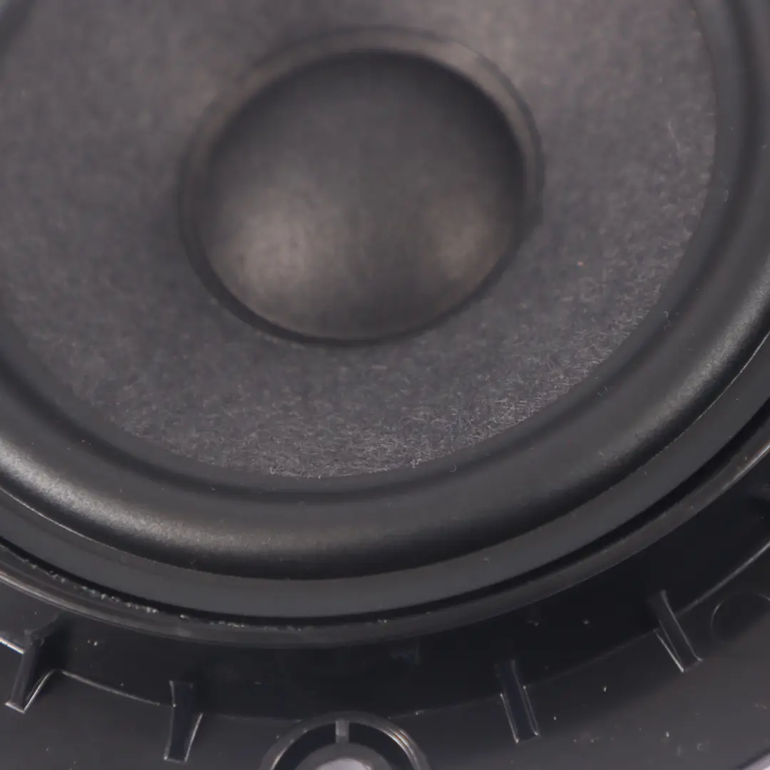 Altavoz Puerta Delantero Izquierdo Derecho para AUDI Q2 A3 S3 8V con número de pieza 8V0035454A AUDI Q2 A3 S3 8V Altavoz Puerta Delantero Izquierdo Derecho - SKU 8V0035454A - Número de pieza 8V0035454A