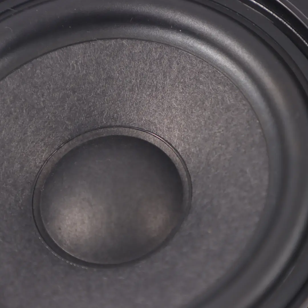 Głośnik Drzwi Lewy Prawy Przód do AUDI Q2 A3 S3 8V o numerze 8V0035454A AUDI Q2 A3 S3 8V Głośnik Drzwi Lewy Prawy Przód - SKU 8V0035454A - Numer Części 8V0035454A