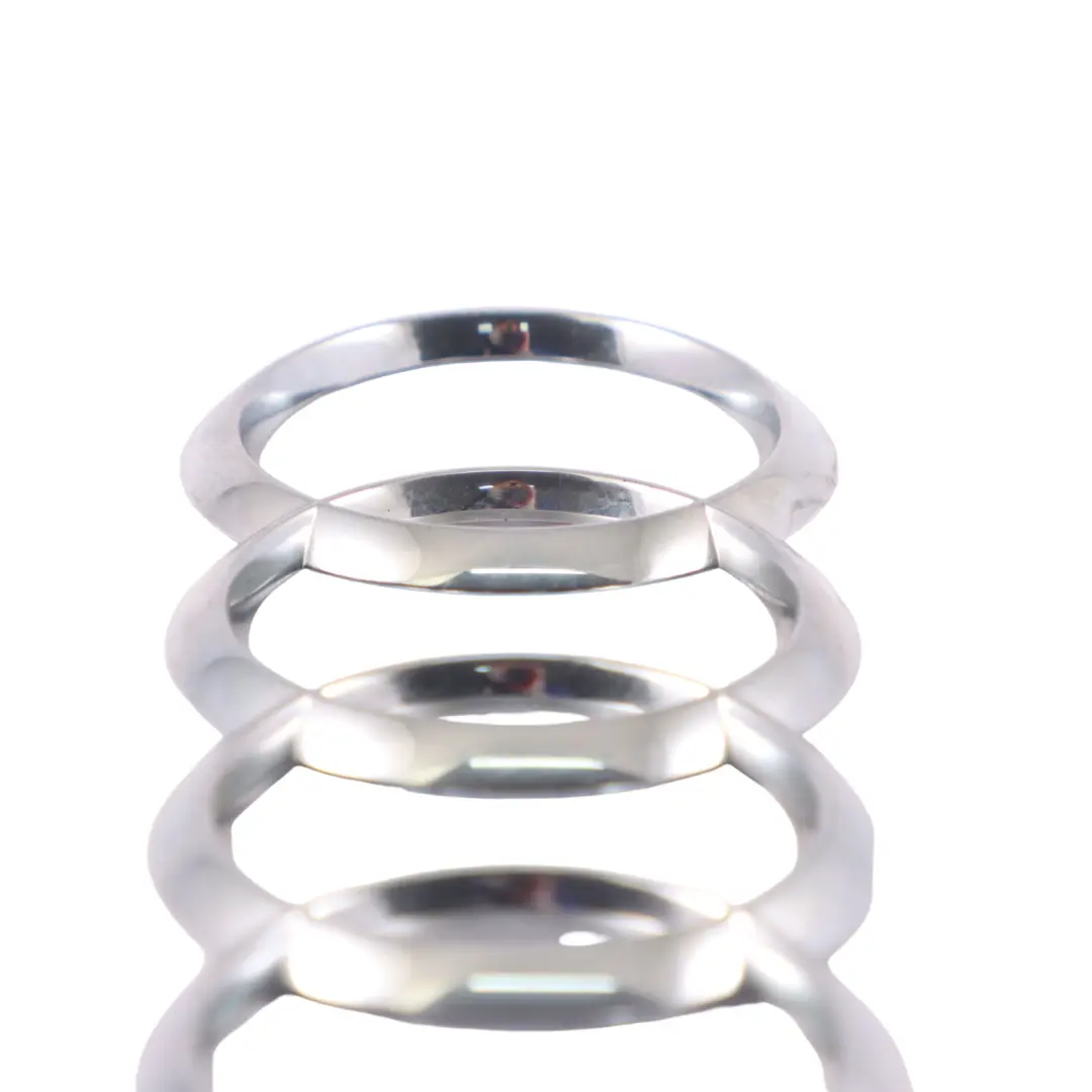 Emblema bagagliaio posteriore Coperchio portellone Logo per Audi A3 8V con numero di parte 8V0853742 Audi A3 8V Emblema bagagliaio posteriore Coperchio portellone Logo - SKU 8V0853742 - Numero di parte 8V0853742