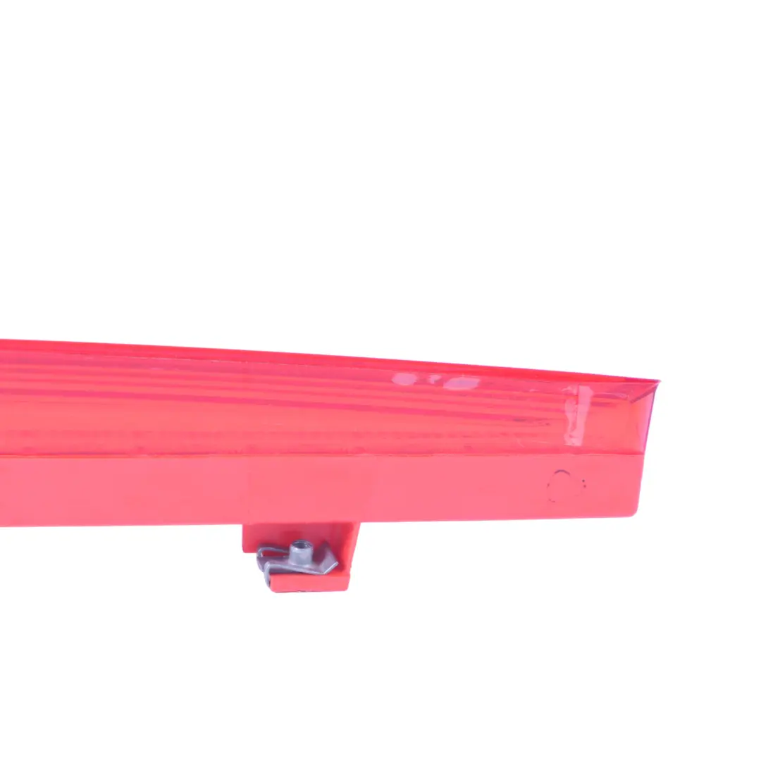 Luz de Freno Trasera Auxiliar Tercera Luz de Freno para Audi Q2 GA con número de pieza 8V0945097C Audi Q2 GA Luz de Freno Trasera Auxiliar Tercera Luz de Freno - SKU 8V0945097C - Número de pieza 8V0945097C