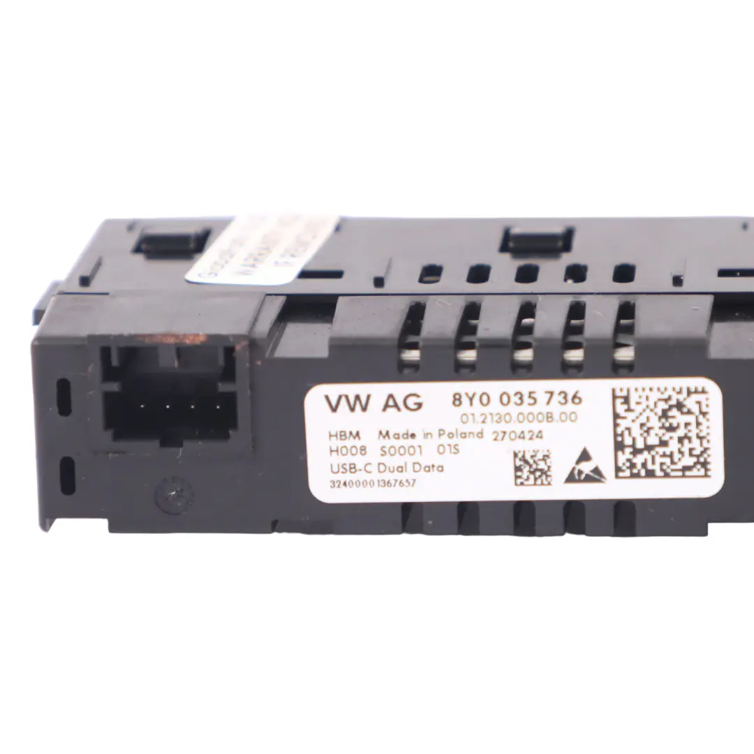 Puerto USB Tipo-C Enchufe Conexión de entrada para Audi Q2 GA con número de pieza 8Y0035736 Audi Q2 GA Puerto USB Tipo-C Enchufe Conexión de entrada - SKU 8Y0035736 - Número de pieza 8Y0035736