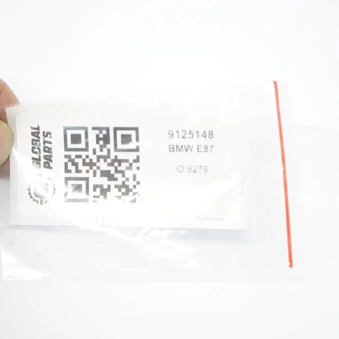 Leather Backrest Right O/S Alaskagrau Alaska Grey to BMW E87 LCI Rear Seat Cover with Part number 9125148 BMW E87 LCI Rear Seat Cover Leather Backrest Right O/S Alaskagrau Alaska Grey - SKU 9125148 - Part number 9125148