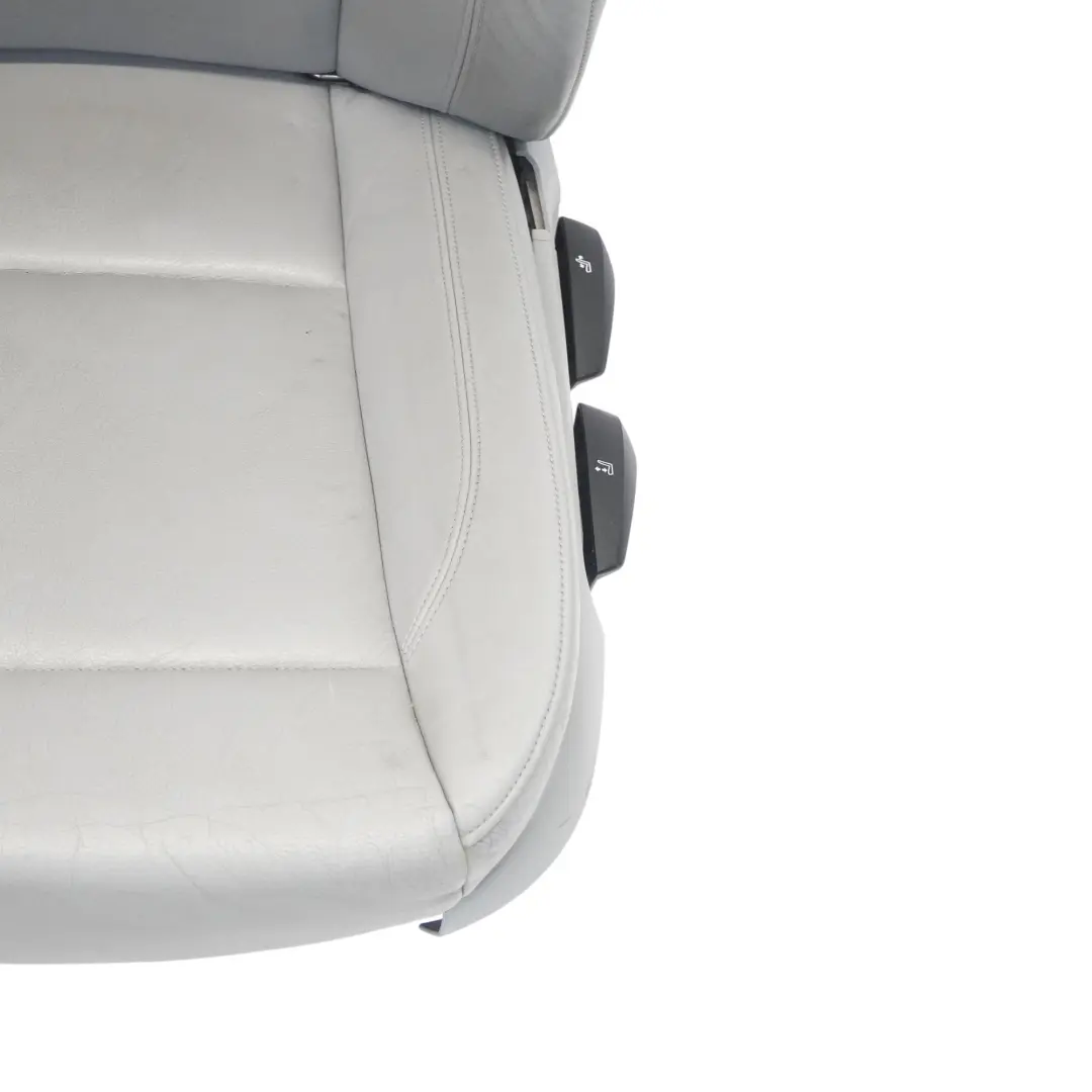 Fotel Lewy Przód Grzany Skóra Szary do BMW E87 LCI o numerze 9127337 BMW E87 LCI Fotel Lewy Przód Grzany Skóra Szary - SKU 9127337-2 - Numer Części 9127337