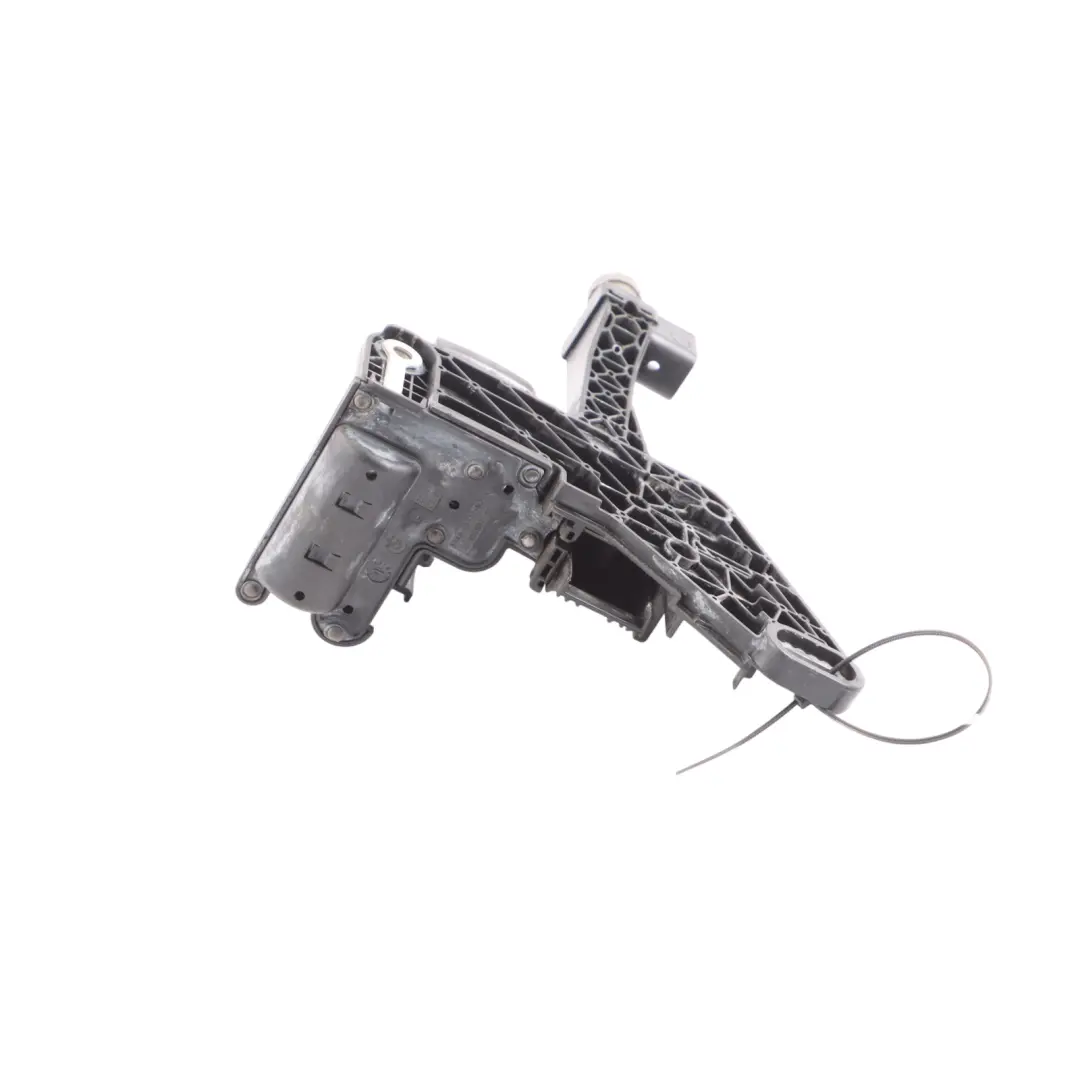 Distributor External Ignition Base to BMW F20 F30 F36 F80 M3 F83 M4 with Part number 9296153 BMW F20 F30 F36 F80 M3 F83 M4 Distributor External Ignition Base - SKU 9296153 - Part number 9296153