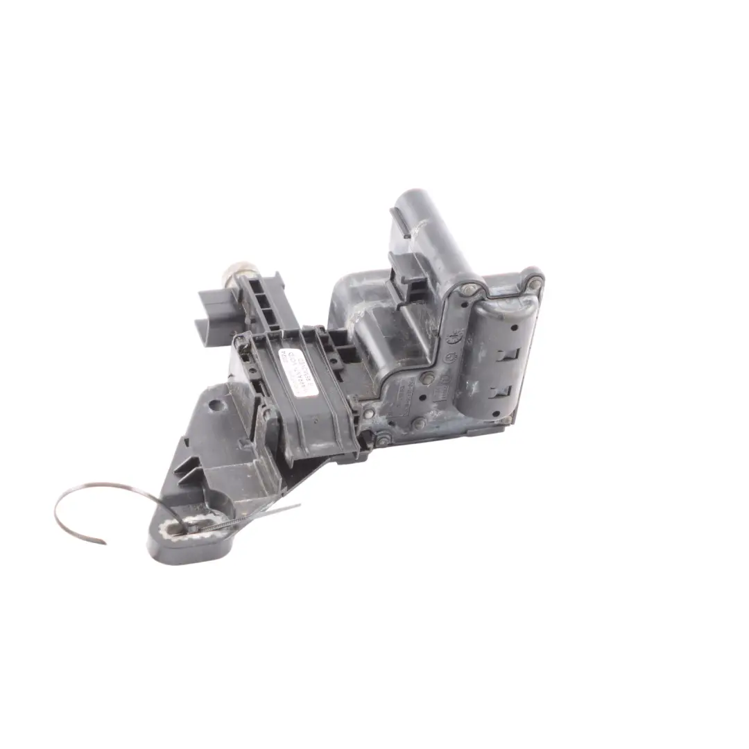 Distributor External Ignition Base to BMW F20 F30 F36 F80 M3 F83 M4 with Part number 9296153 BMW F20 F30 F36 F80 M3 F83 M4 Distributor External Ignition Base - SKU 9296153 - Part number 9296153