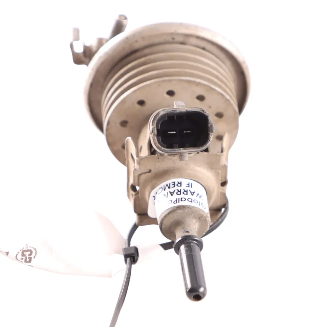 Injecteur Adblue Mercedes W447 W906 OM651 Buse d'injection de fluide pour à propos du numéro de pièce A0004901013 Injecteur Adblue Mercedes W447 W906 OM651 Buse d'injection de fluide - SKU A0004901013-1 - Numéro de pièce A0004901013