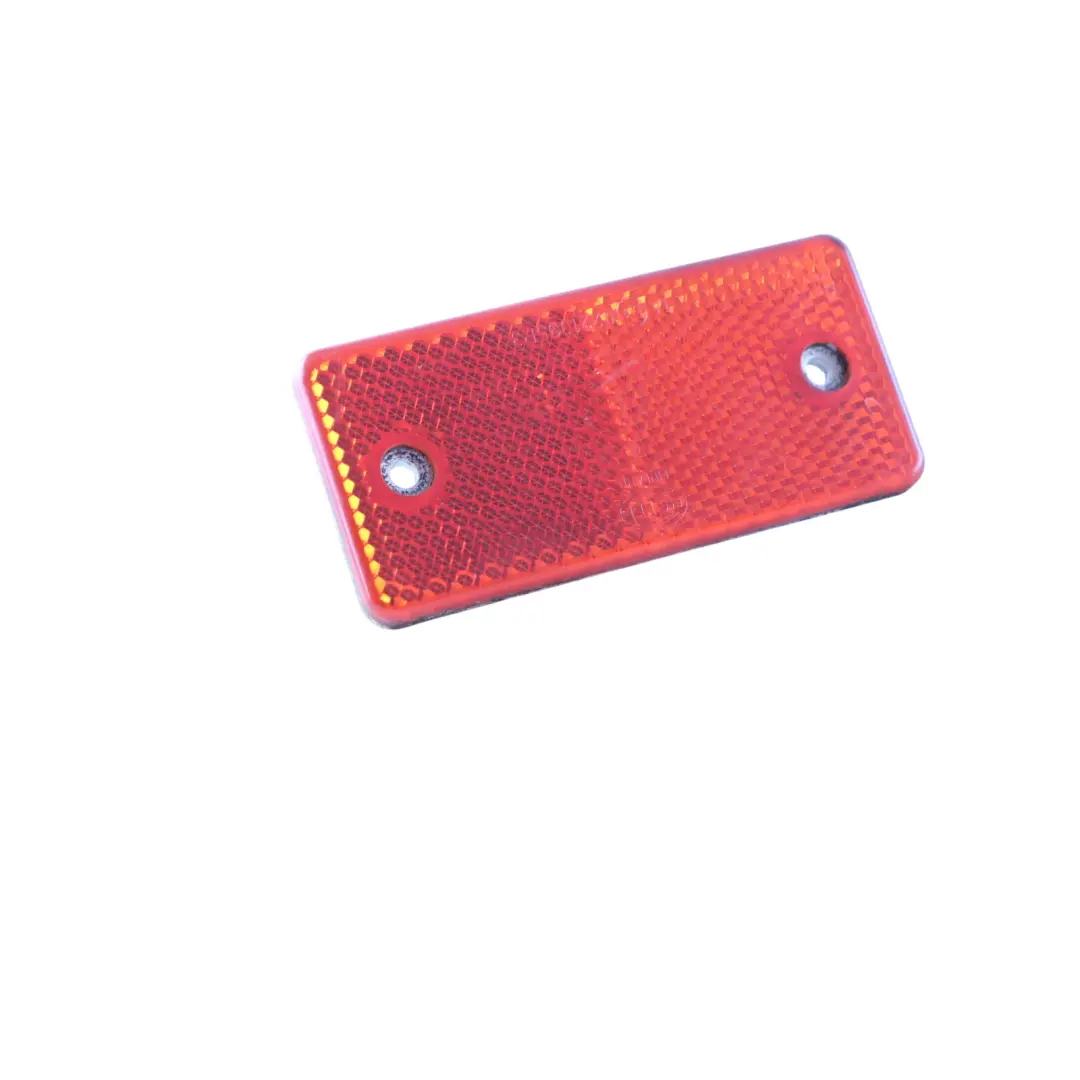 W901 Riflettore Paraurti Posteriore Destro Sinistro per Mercedes Sprinter con numero di parte A0005444205 Mercedes Sprinter W901 Riflettore Paraurti Posteriore Destro Sinistro - SKU A0005444205 - Numero di parte A0005444205
