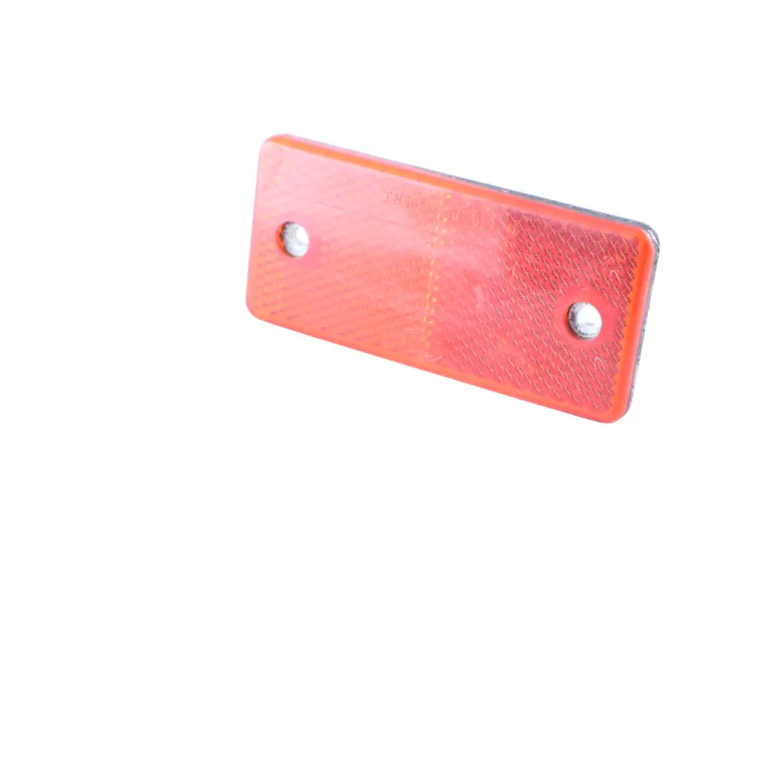 W901 Riflettore Paraurti Posteriore Destro Sinistro per Mercedes Sprinter con numero di parte A0005444205 Mercedes Sprinter W901 Riflettore Paraurti Posteriore Destro Sinistro - SKU A0005444205 - Numero di parte A0005444205