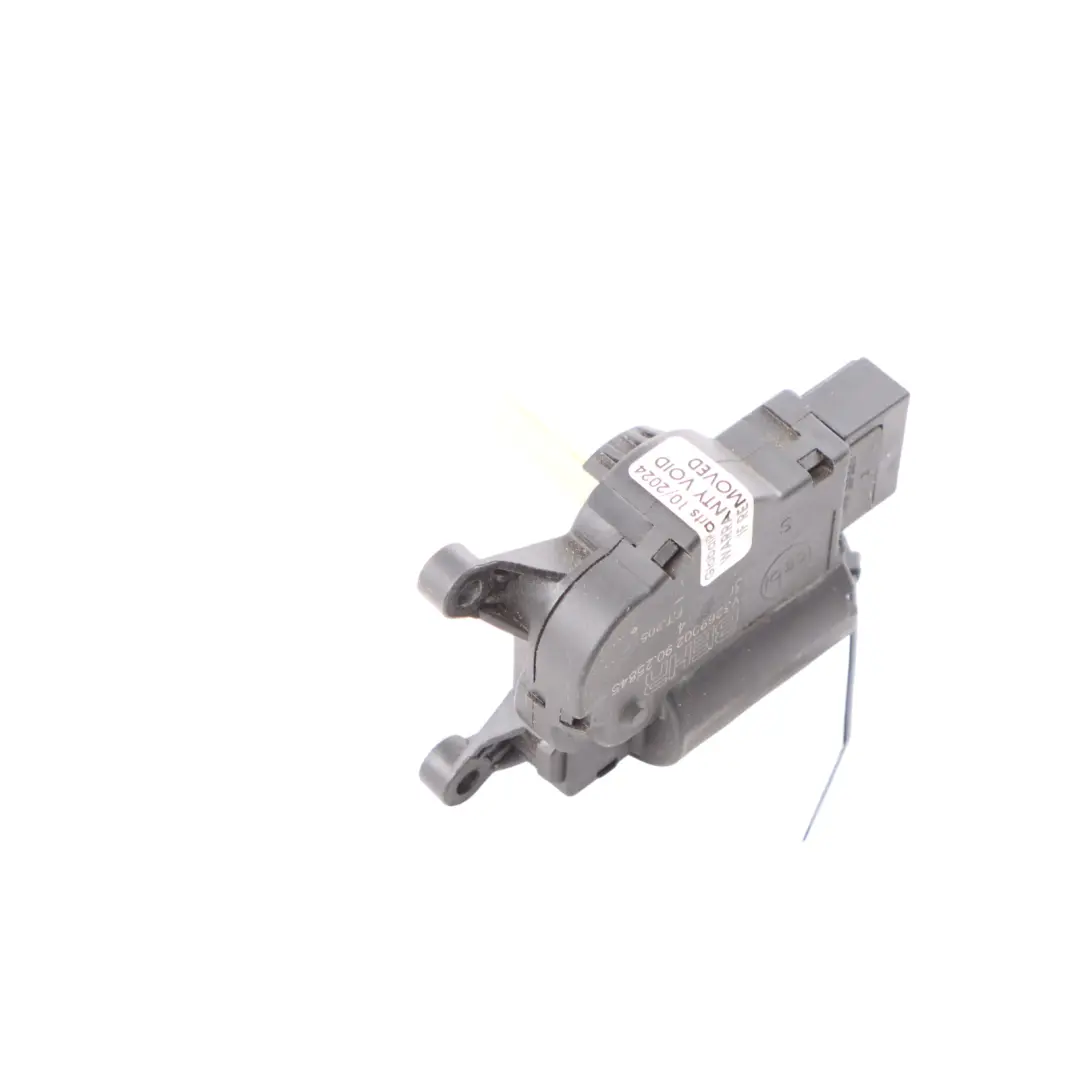 Distribution Heater Regulator Motor to Mercedes W906 Air with Part number A0008205808 Mercedes W906 Air Distribution Heater Regulator Motor - SKU A0008205808 - Part number A0008205808